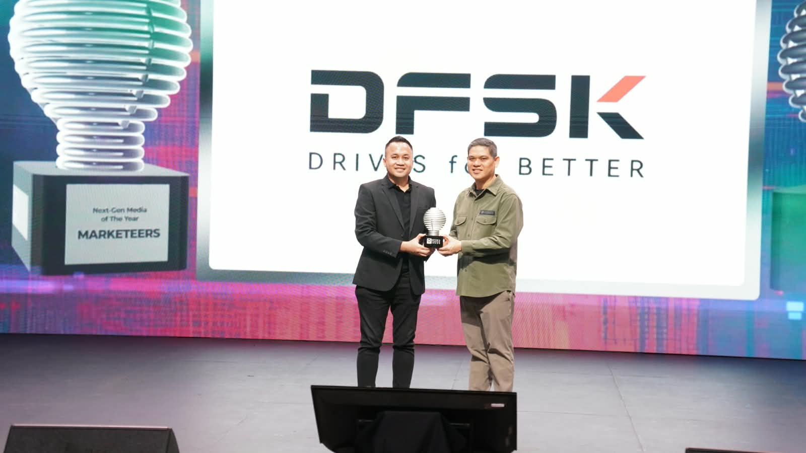DFSK E5 Plus Raih Penghargaan, SUV PHEV Enam Penumpang Ini Dibanderol Rp499 Juta
