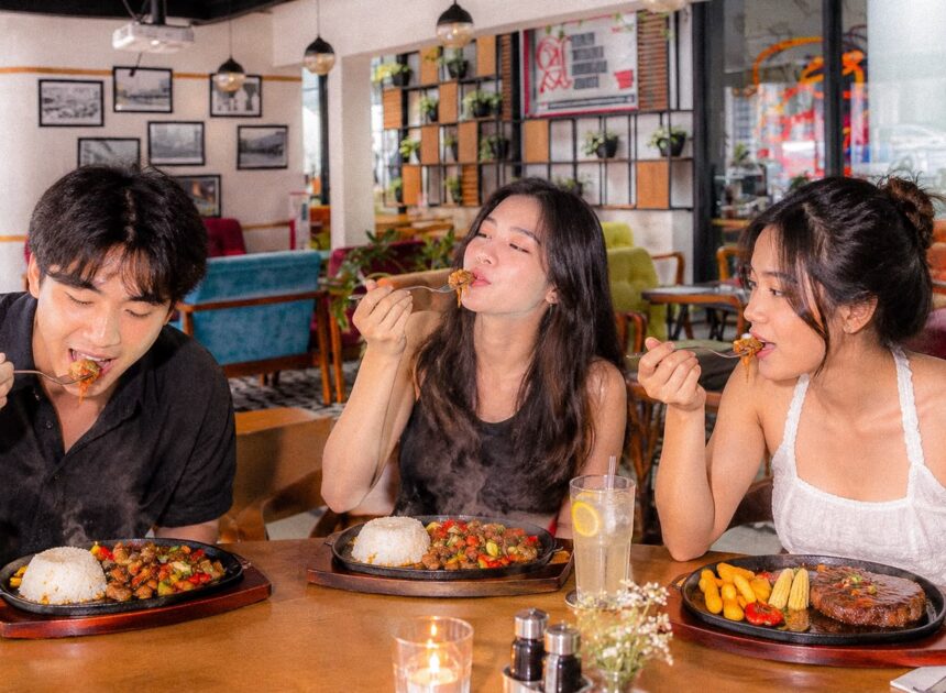 de Braga by ARTOTEL Hadirkan Heat Meets Flavor, Lima Menu Hot Plate untuk Menemani Musim Hujan di Bandung